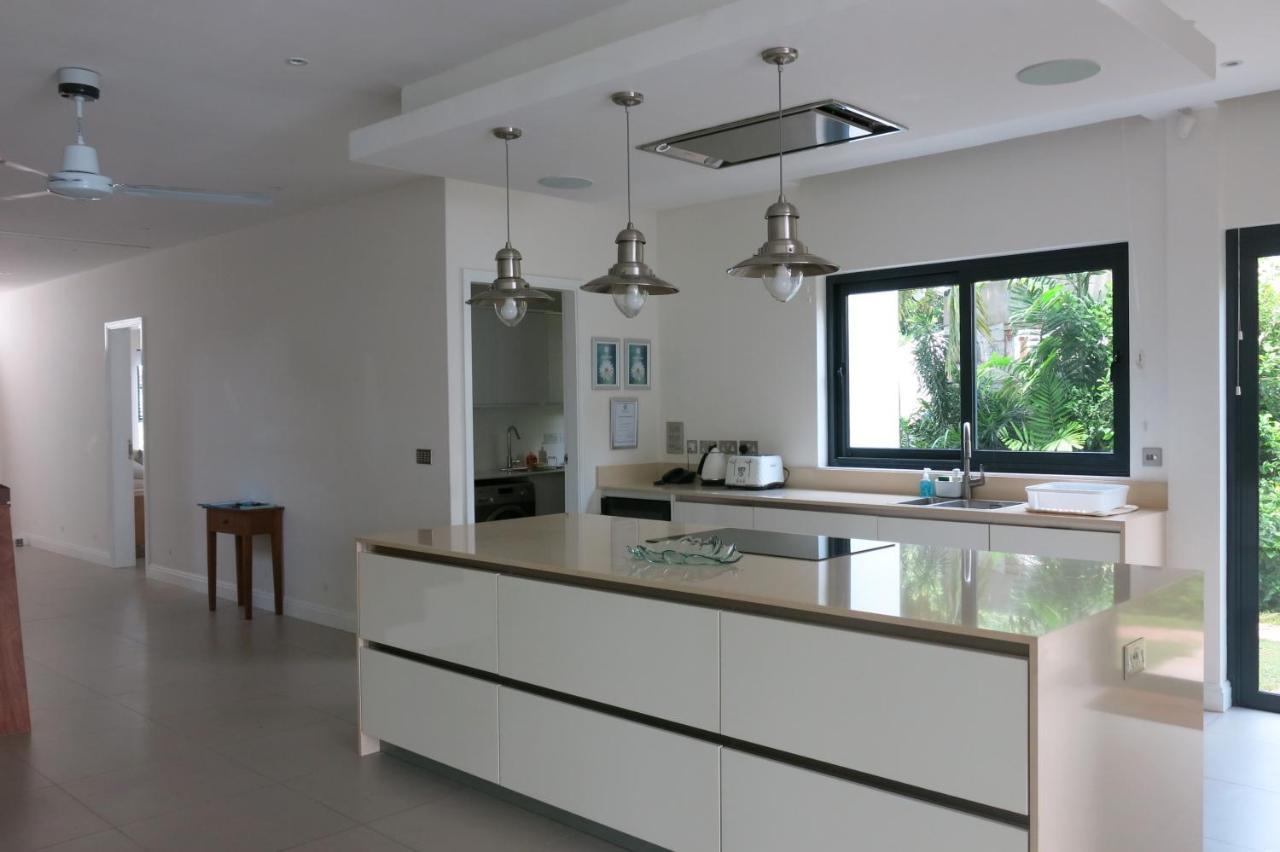 Lyla Beach Villa Pointe Au Sel Экстерьер фото